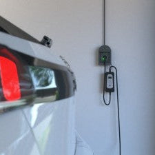 Guide et Astuces pour installer une prise renforcée pour voiture électrique