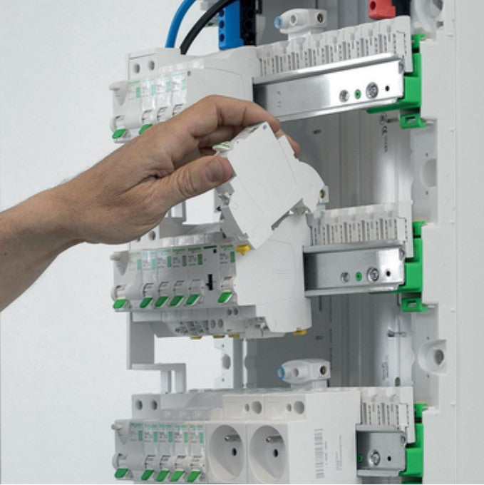 Gamme Resi9 XE et Resi9 XP de Schneider Electric : le guide complet