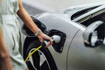 5 conseils pour recharger sa voiture électrique.